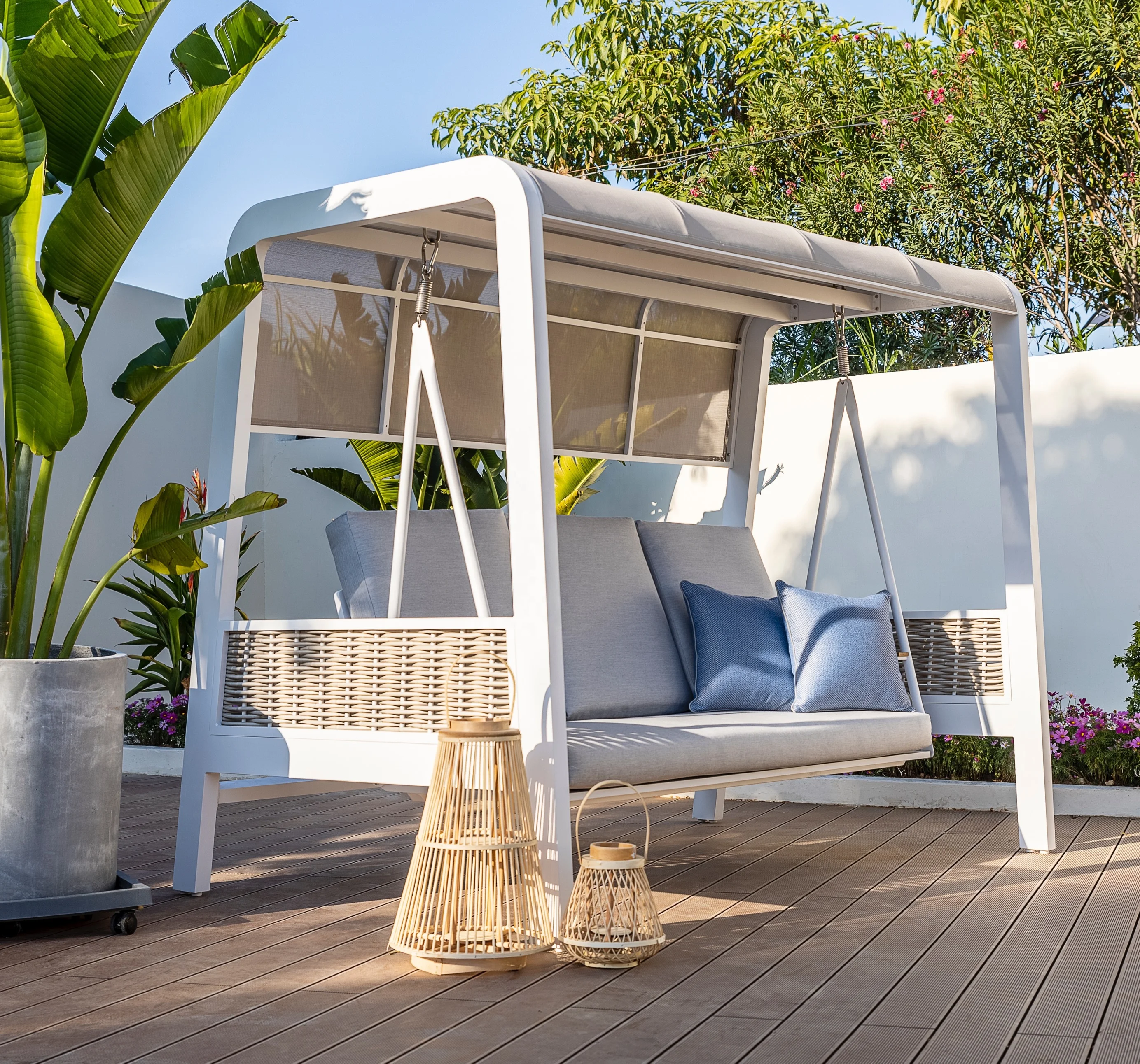 

Outdoor Furniture Modern Design Swing Sofa Patio Furniture Adult Swing