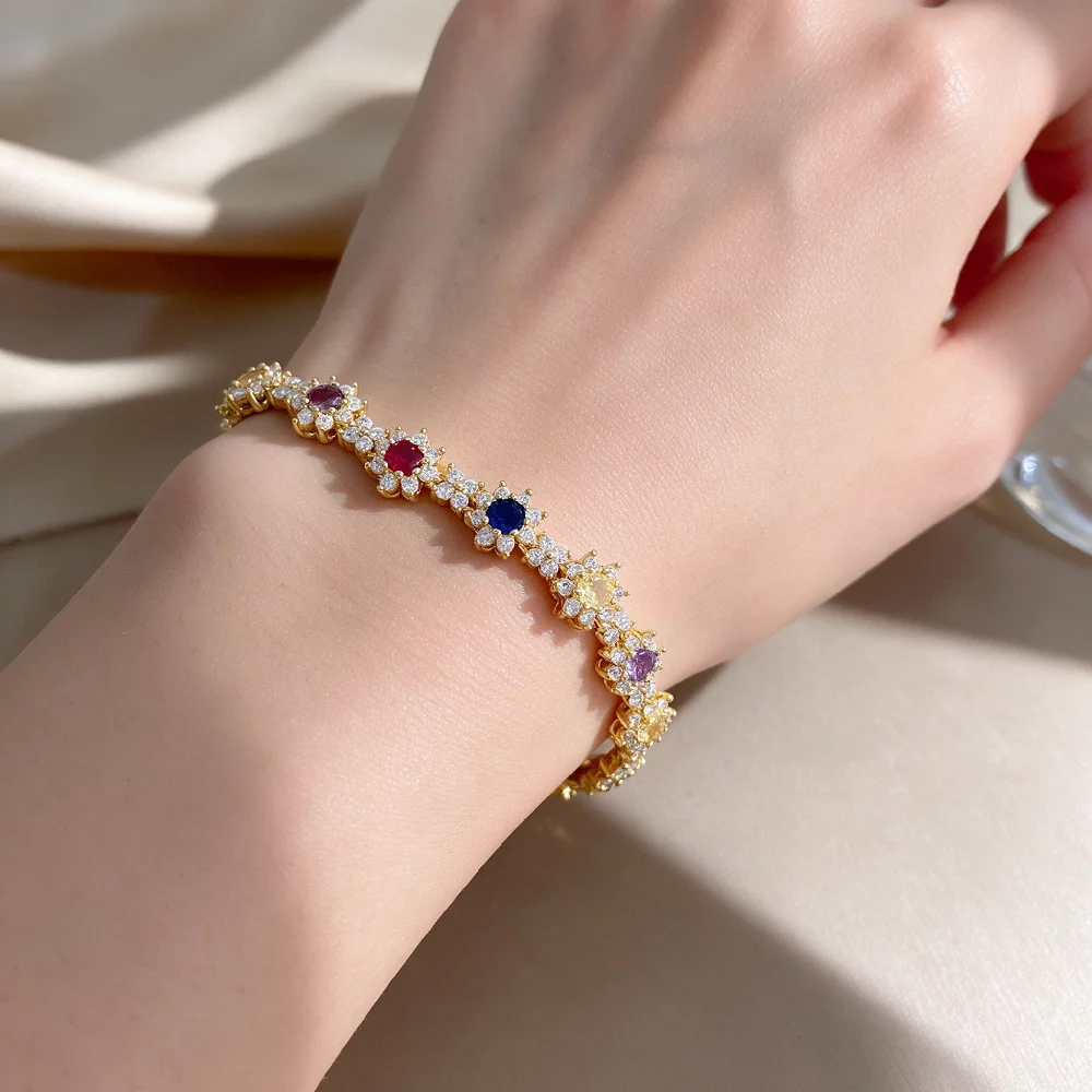 Greatera Marken-Damenarmband aus luxuriösem Kupfer, zierliches Blumen-Zirkon-Handarmband, Party, klassisch, romantisch, wasserdichter Schmuck – Detail 9