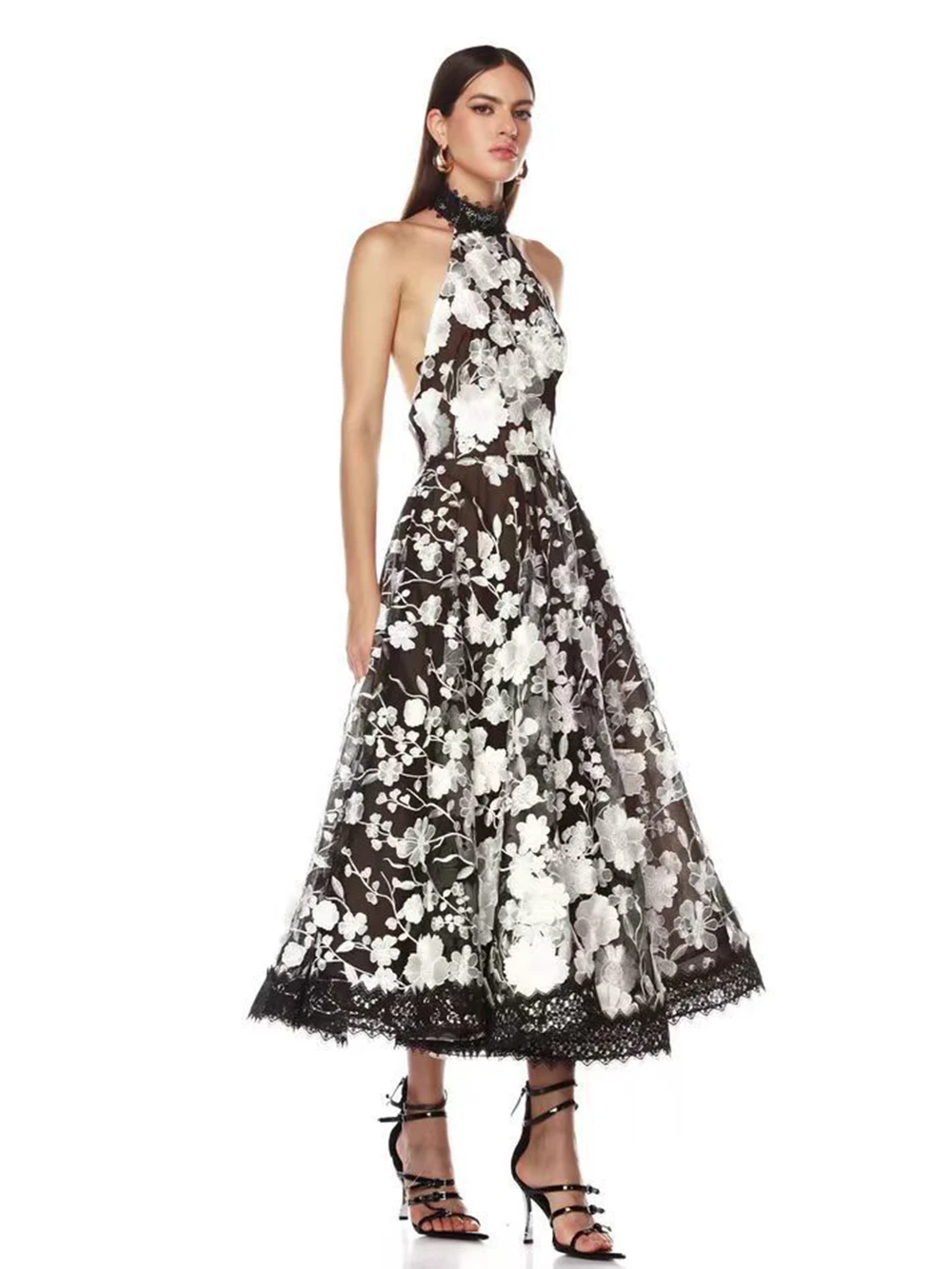 Modphy 2025 Nuovo fiore ricamato Halter Abito lungo da donna Sexy senza maniche Backless a vita alta A-Line Party Dress