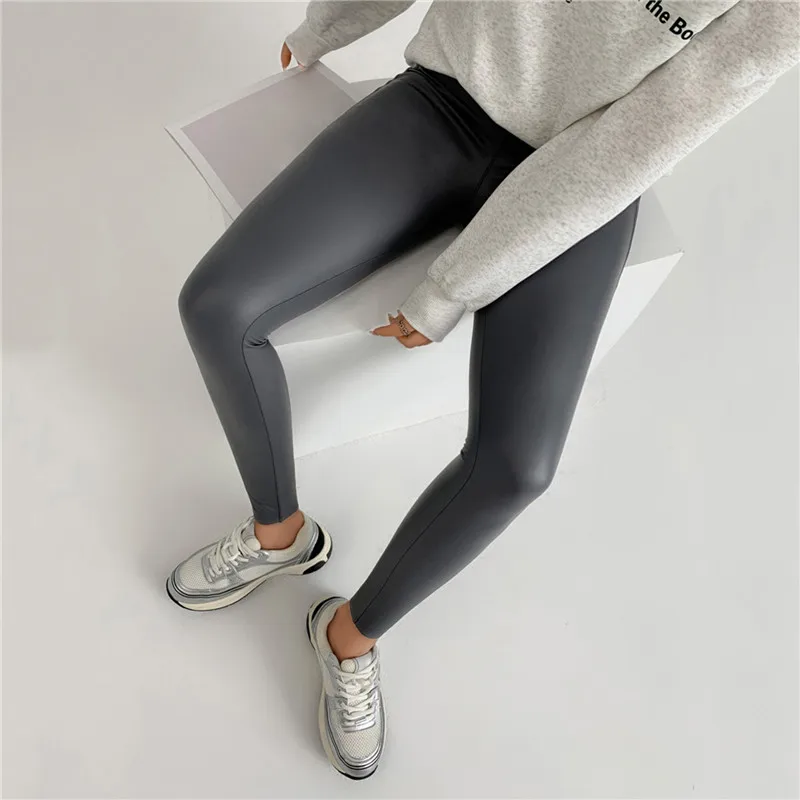 Leggings sensuais de couro PU para mulheres, calças justas de pele de tubarão, cintura alta, calças pretas de emenda, calças quentes, inverno