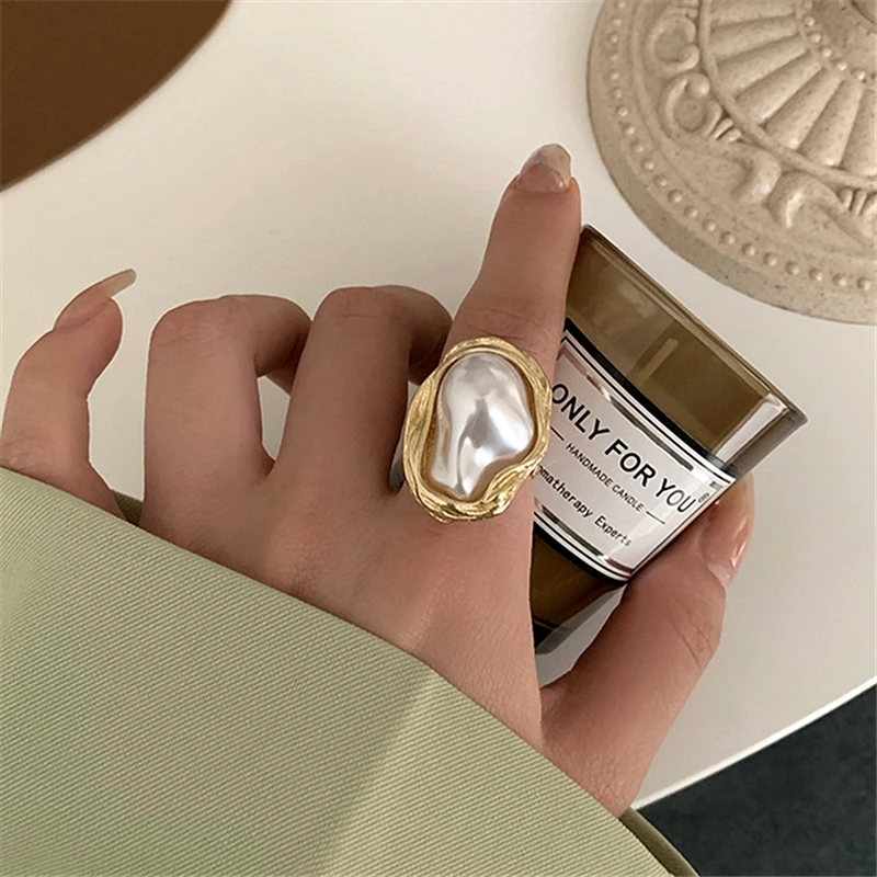 HUANZHI Imitation Heterotypic Pearl Opening Ring for Women Girls Exaggerated Fashion Design Index Finger French Retro Style 2023