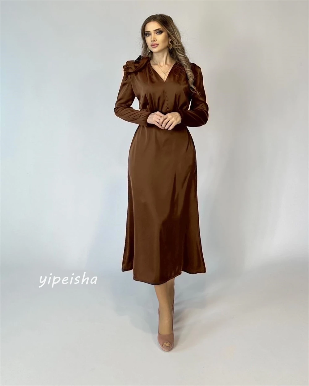 ที่กําหนดเอง es ดอกไม้ Draped Pleat Homecoming A-Line V คอ Bespoke โอกาสชุด Midi ชุด