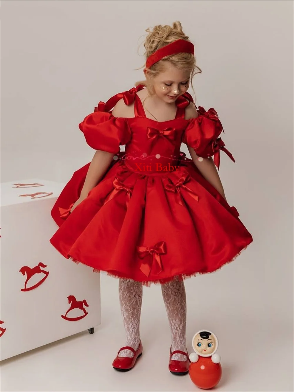 Sukienka dla dziewczynki na wesele 2026, dekolt okrągły, bufiaste rękawki, sukienki na przyjęcia dla dziewczynek, krótkie rękawy, satynowa sukienka dla dzieci na Boże Narodzenie, sukienka na uroczystości.