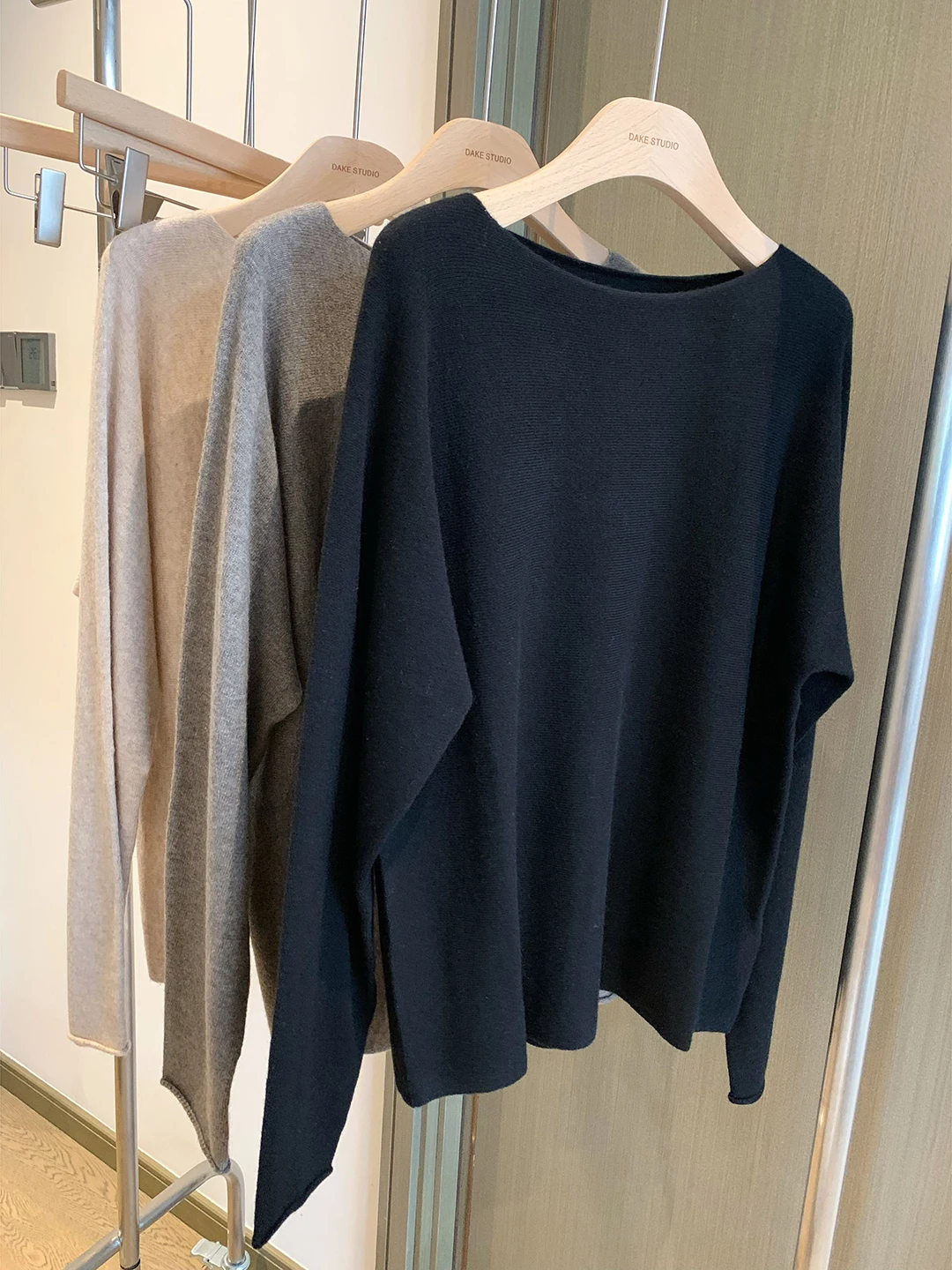 

Элитный трикотаж Dakai: женский повседневный свободный джемпер с длинным рукавом, однотонный, для работы и отдыха