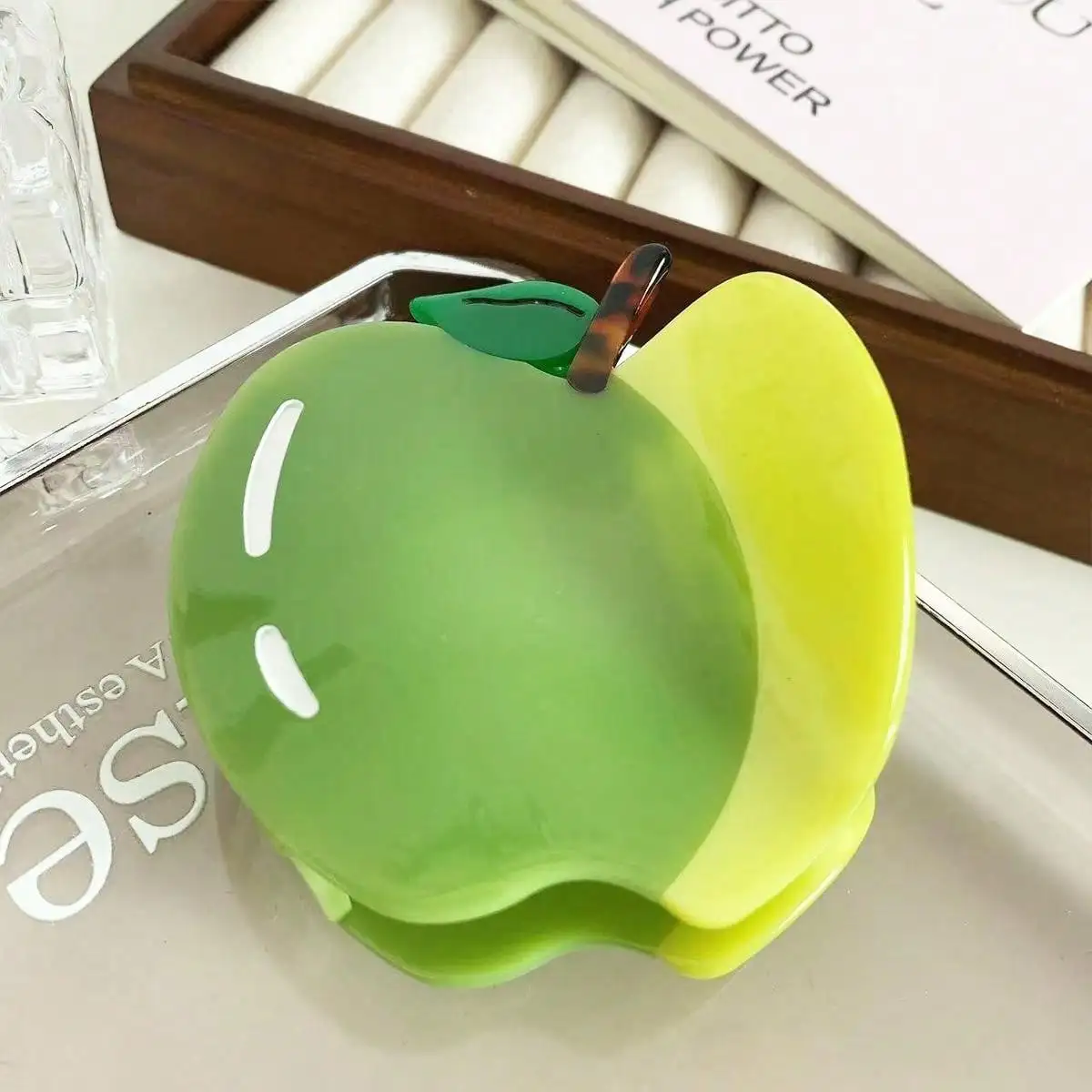 1pc Summer Dopamine Fruit Hair Clip Cute Peach Grip High Grade Acetate Apple Shark Clip Back Head Disc Hair Grip