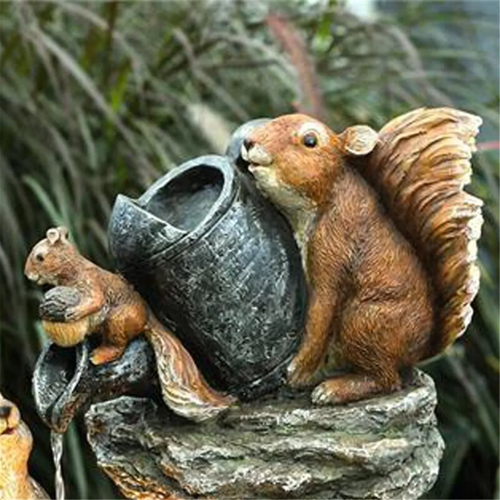 

Garden Squirrel Figurine, Garden Decor Outside Statues, Squirrel Figurine Decor Patio Lawn Yard Porch Pond Deck Garden