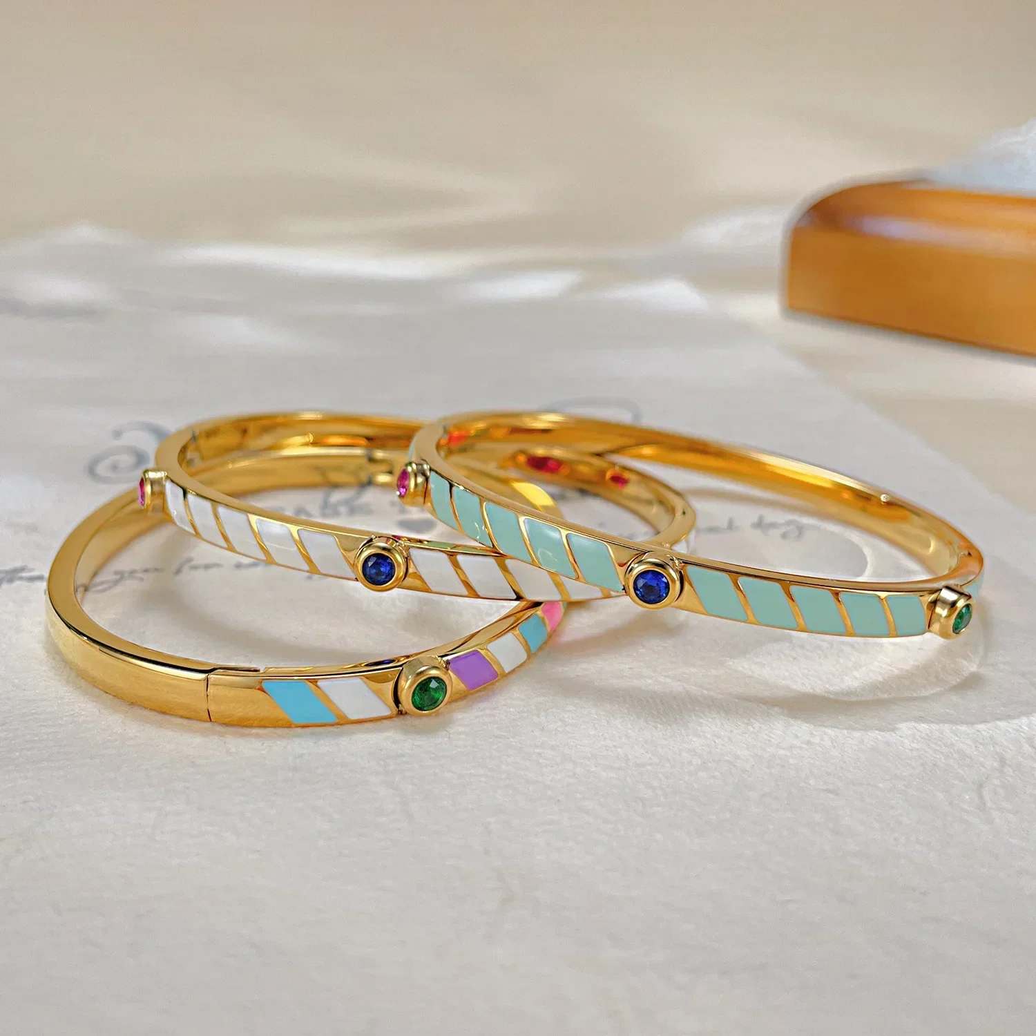 Light luxury design titanium steel candy colour striped inlaid zirconia stainless steel bracelet ladies fashion stackable color