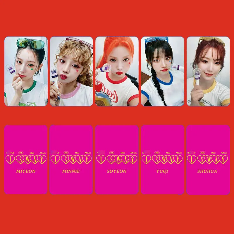 5Pcs/Set KPOP Miyeon YUQI I SWAY Mini New Album Hold Light Stick Photocards Minnie Shuhua Soyeon Selfie Postcard Fans Collection