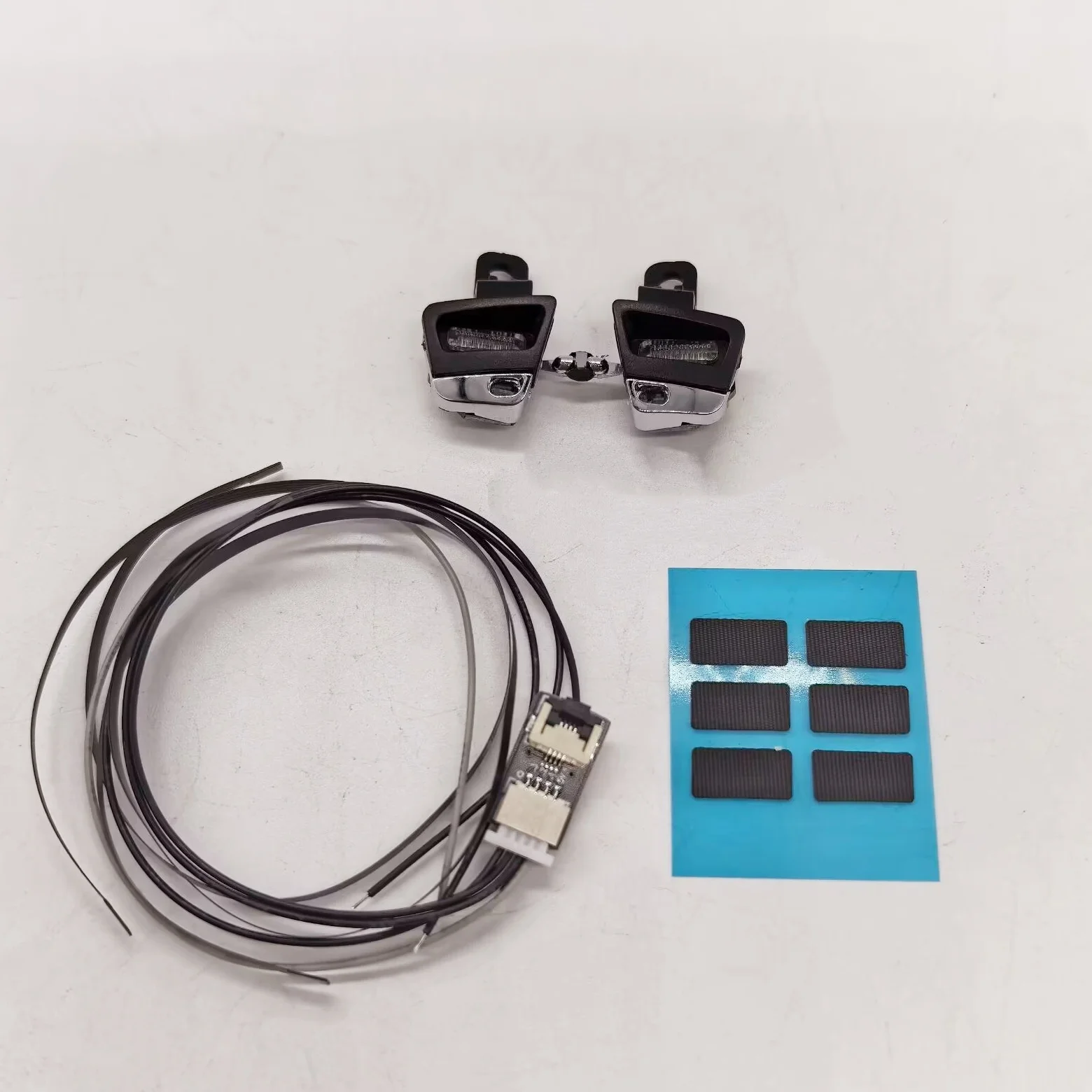 

RC Cab Roof Built-In Light CDD-AA6 For 1/14 Scale Tamiya RC Trailer Truck for Scania 770s 56368 Toy Model Modified Parts