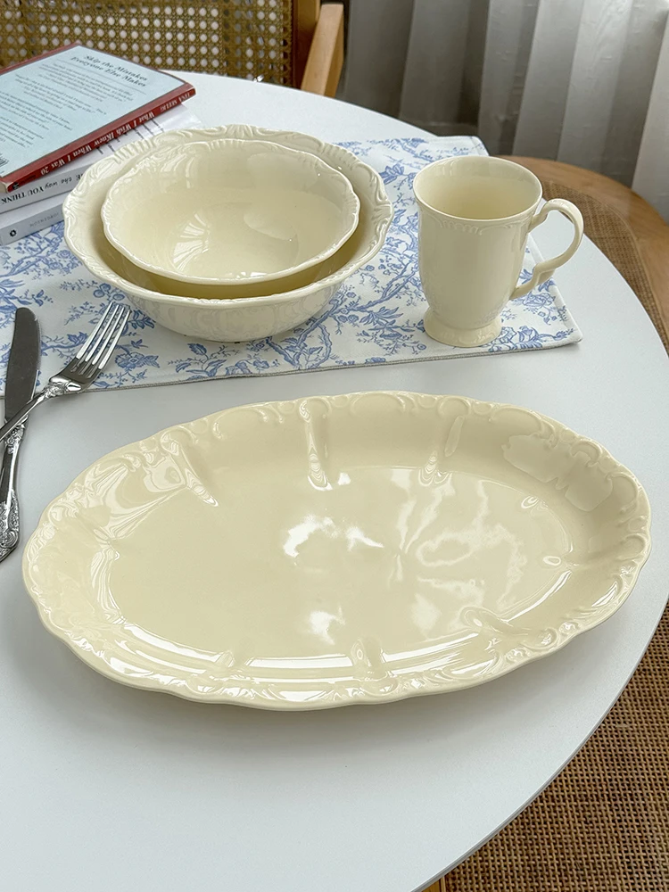 Anmuli Cerc Dining … - image