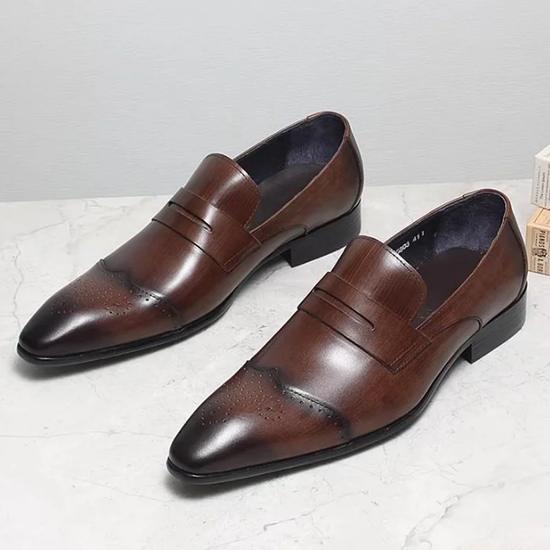 

British Style Brogue Leather Slip-on Dress Shoes Men Pointed Toe Genuine Leather Formal Shoes Business Office Loafers Party Shoe