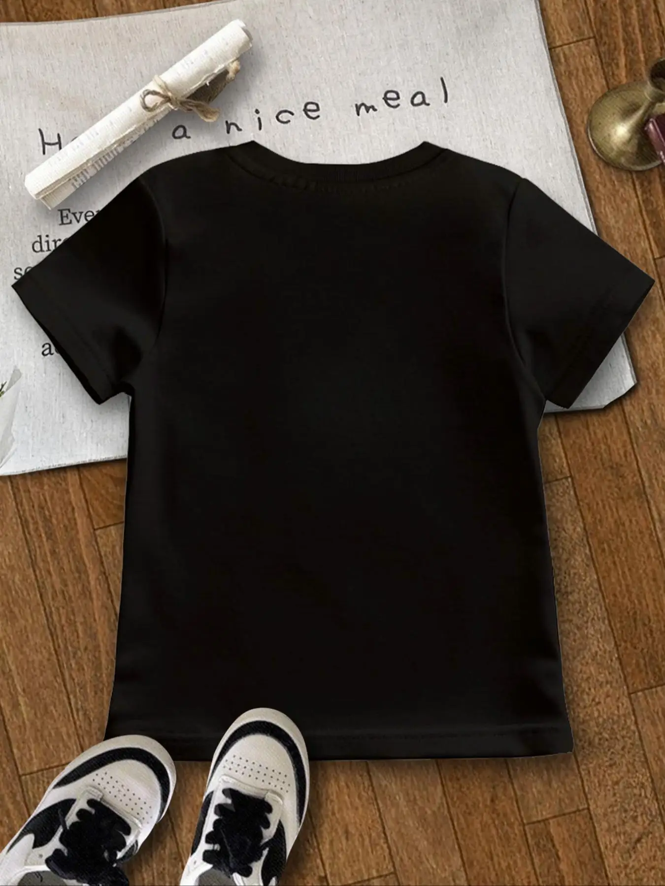 Girls' Short-Sleeved T-Shirt with Number 67 + Six Seven Print, Purple Print Paired with Black Short Sleeves, Looks Good and Cool, Suitable for Girls Aged 4-12, Versatile Top for Home and Outdoor Wear