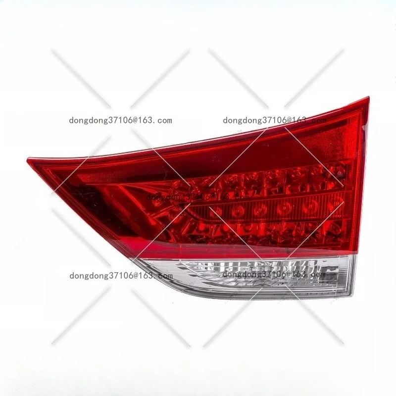 

Suitable for Toyota Senna rear taillights brake lights