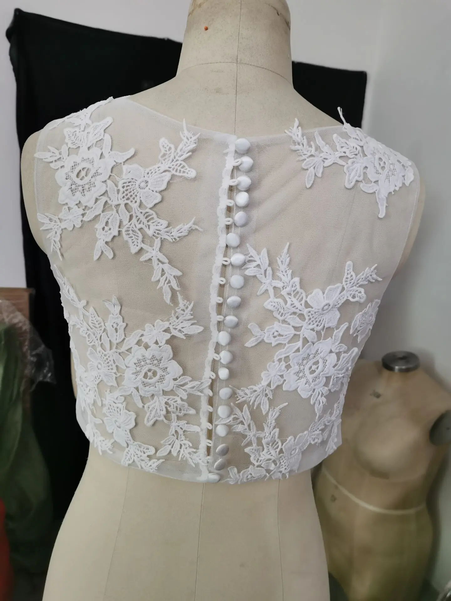 Lace Appliques Wedding Shawl Bolero Wedding Jacket Bridal Sleeveless White Ivory Top Coat