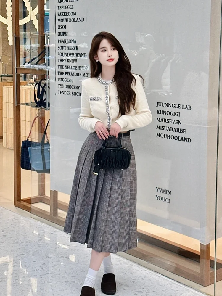 Faionable retro cintura alta midi xadrez saia plissada para deslocamento outono nova chegada saia de mistura de poliéster feminino