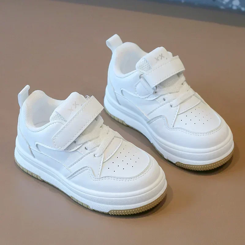 Baskets décontractées confortables pour enfants, chaussures simples pour bébés garçons et filles, petites chaussures blanches pour tout-petits, chaussures de tennis, chaussures de sport, nouveau, 2024