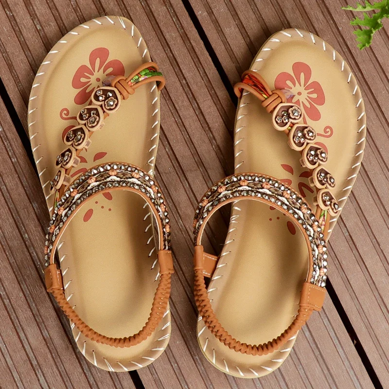 Retro Outdoor Slide Flower Sandal Design catena di strass Soft Sole Support Resort