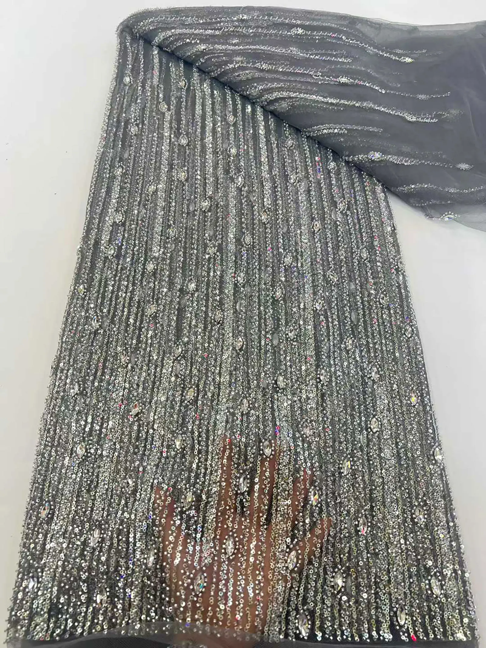 Luxuriöser Afrikanischer Stein-Spitzenstoff 2026 Königliche Hochwertige Französische Perlen-Pailletten-Spitze für Braut-Hochzeits-Abendkleider – Detail 12