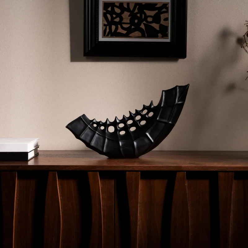 Nordic Resin Hollow Horn Sculpture Ornaments Living Room Porch Wine Cabinet Tabletop Furnishings Crafts Birthday Gift Decoration
