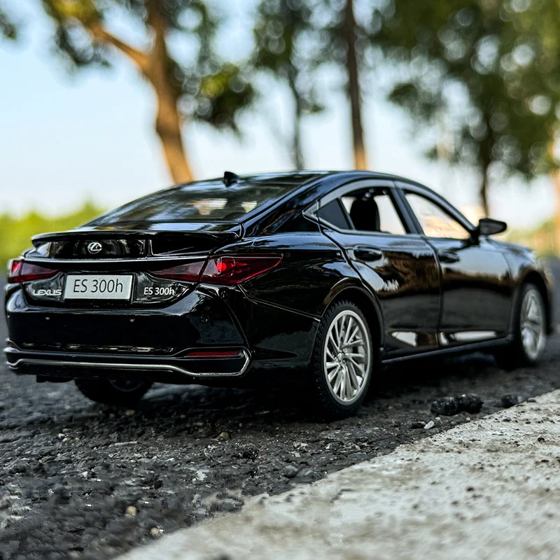 

1:24 ES300h Coupe, модель спортивного автомобиля из сплава, литье под давлением, металлические роскошные автомобили, модель автомобиля, имитация звука, свет, коллекция, детские игрушки, подарок