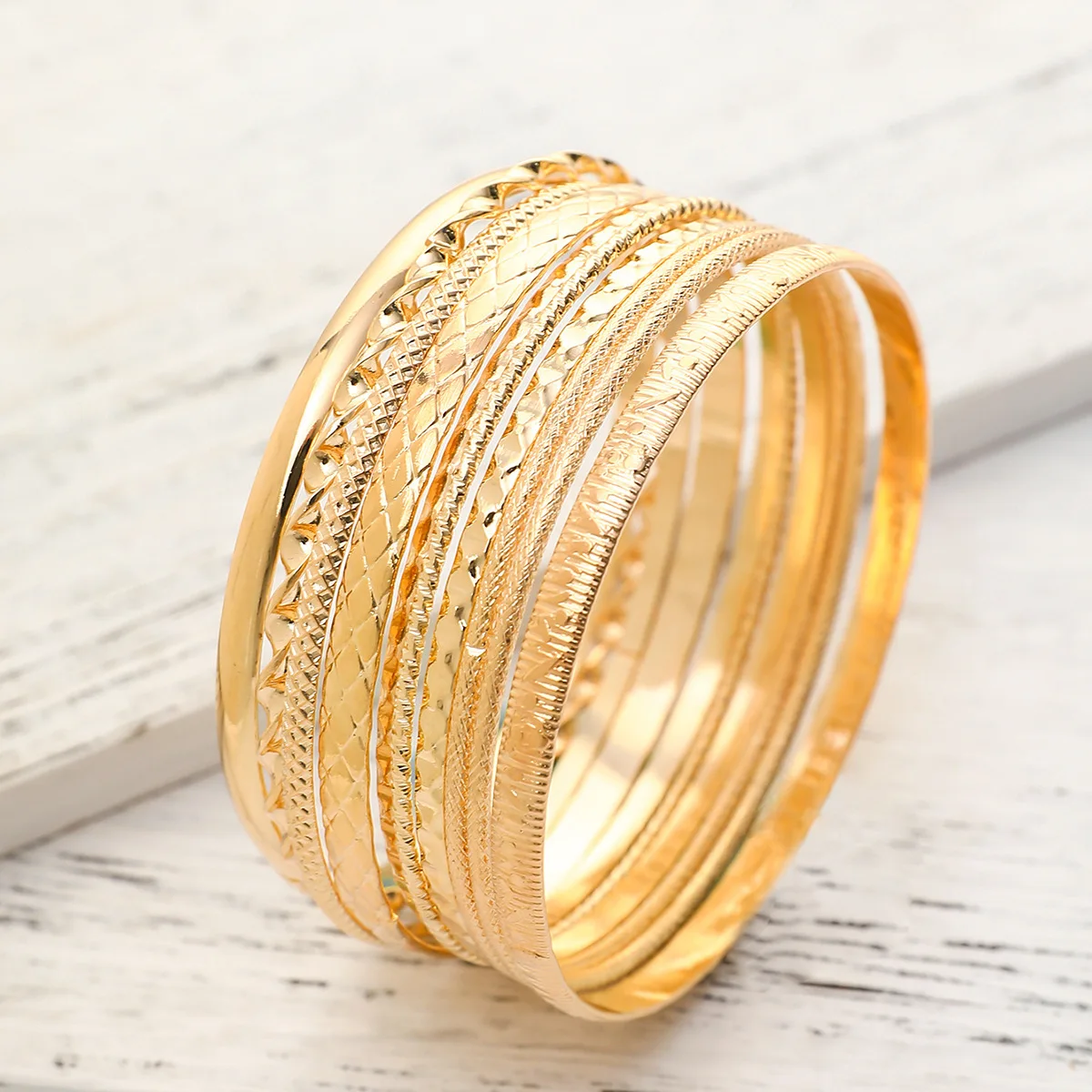 10pcs Elegant Retro Women's Overlapping Bracelets Set, Daily Wear