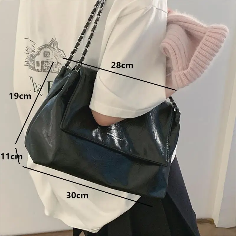 Simple Flap Large-capacity Shoulder Bags 2024 New Fashion Women\'s Commuter Silver Underarm Bags Portable Female Chain Handbags