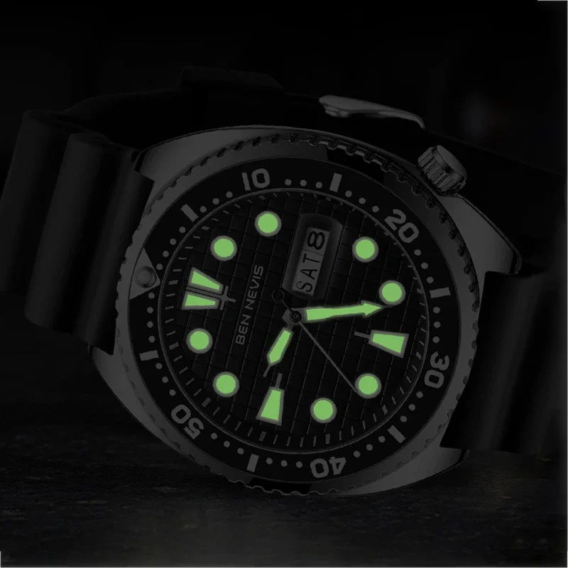 44mm Men\'s Quartz Watch SKX 6105 Turtle Style Wristwatch Install Quartz Movement Luxury Silicone Strap Diving Men Wristwatch