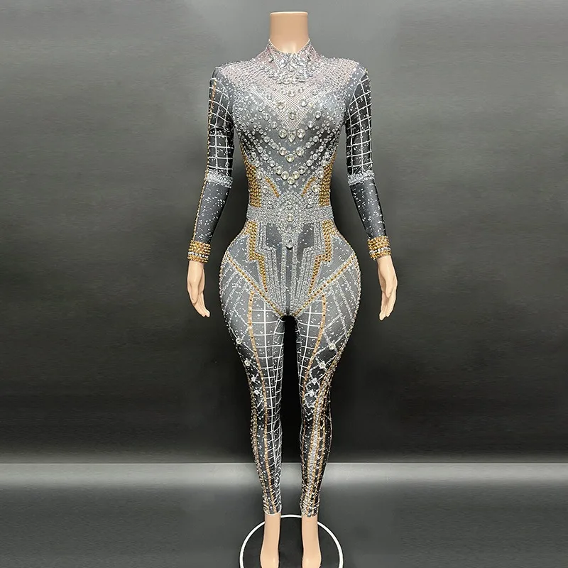

customized Performance competition hanging neck V-shaped backless zipper style slim fit long sleeved diamond studded jumpsuit