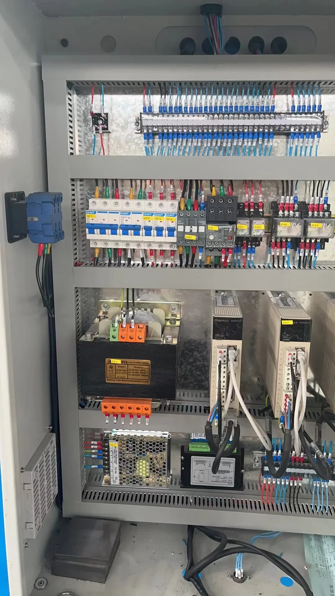 Hot saleHot sale2 Axis TP10S Electric Servo Touch Screen Sheet Metal Hydraulic Press Brake Bending Machine CNC Controller