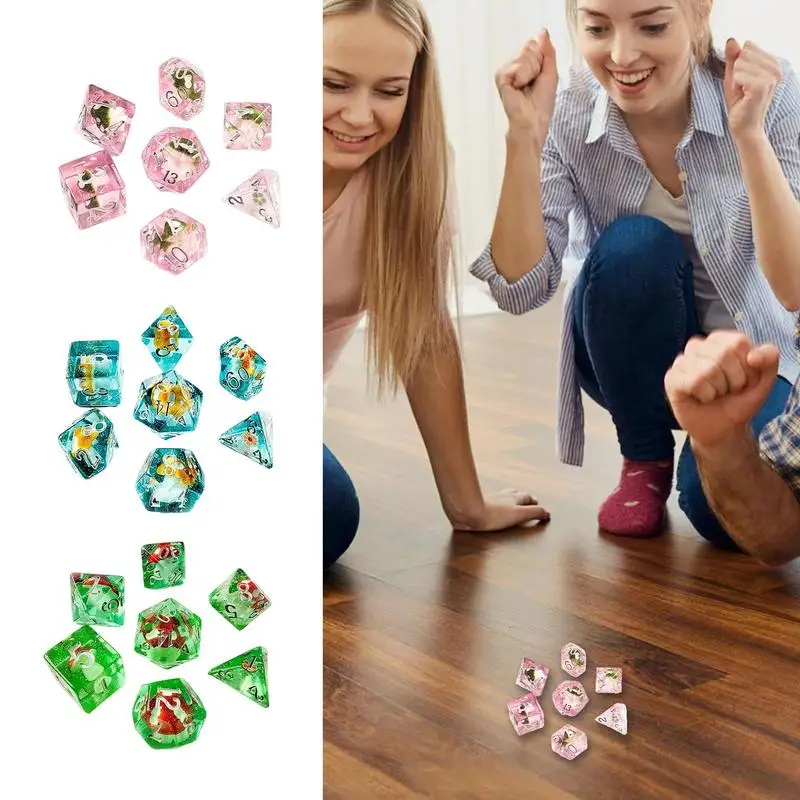 

Грибные кости, маленькие полимерные кости, многогранные кости для ролевых игр, набор из 7 мультяшных настольных игровых костей для детей и взрослых