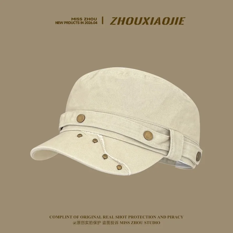 

New American Simple Personalized Rivet Aged Flat Top Peaked Cap Women's Spring and Summer Casual Versatile Equestrian Hat
