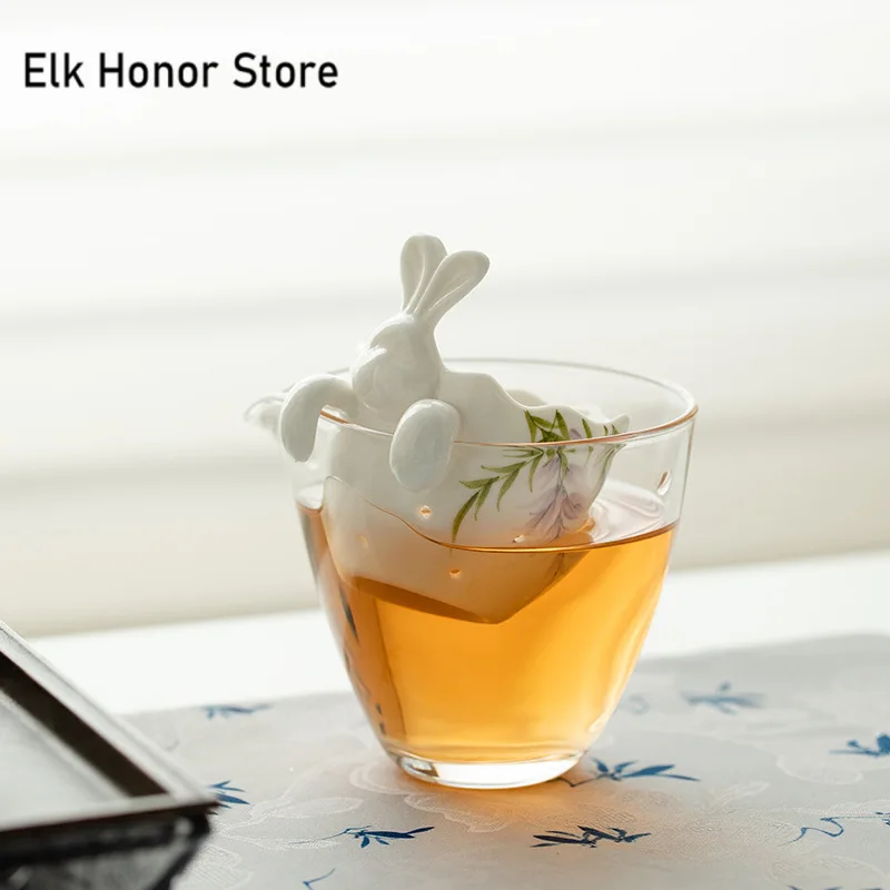

Pure Hand-painted Wisteria Flower Tea Strainer Creative Rabbit Filter Leakage Leaf Water Separation Infuser Brewing Tea Diffuser