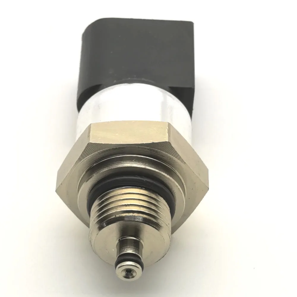 Truck Urea Pump Pressure Sensor For Mercedes-Benz Actros MP2 MP3 Axor Atego  OE: A0061537528   0061537528