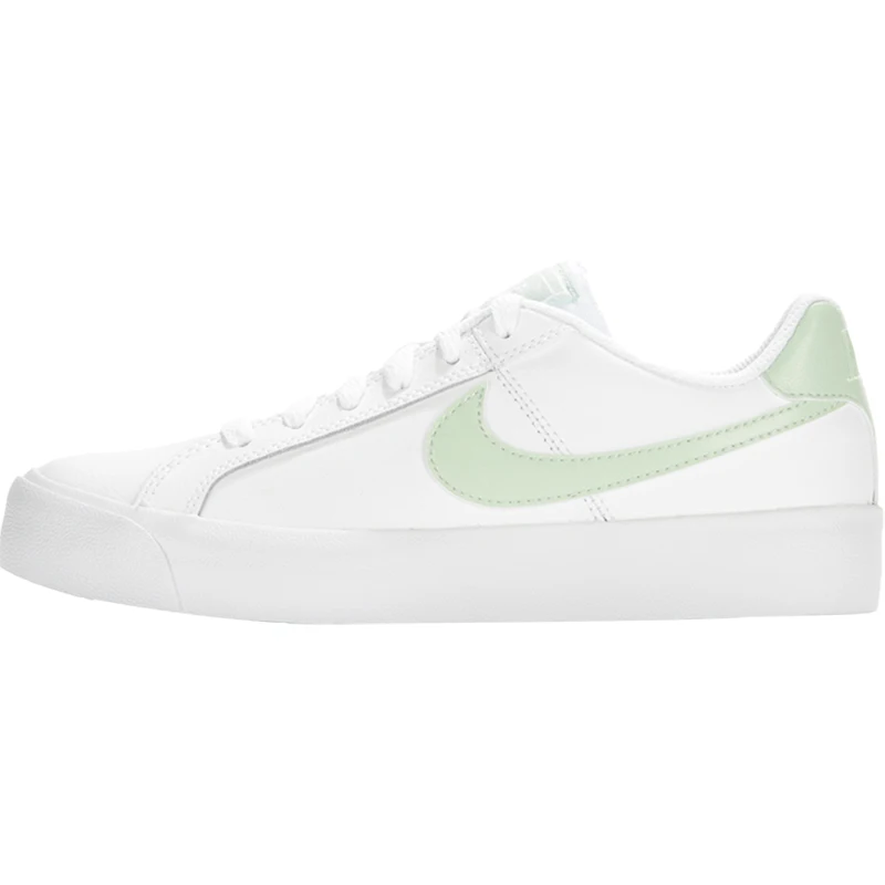 حذاء Nike Official Authentic Court Royale الرياضي خفيف الوزن وجيد التهوية للنساء AO2810-111