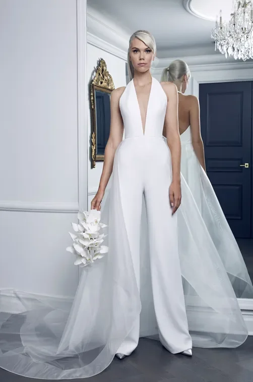 Modest Plus Size Wedding Dresses Women Jumpsuits With Tulle Overskirt Deep V Neck Pure White Beach Wedding Dress Bridal Gowns