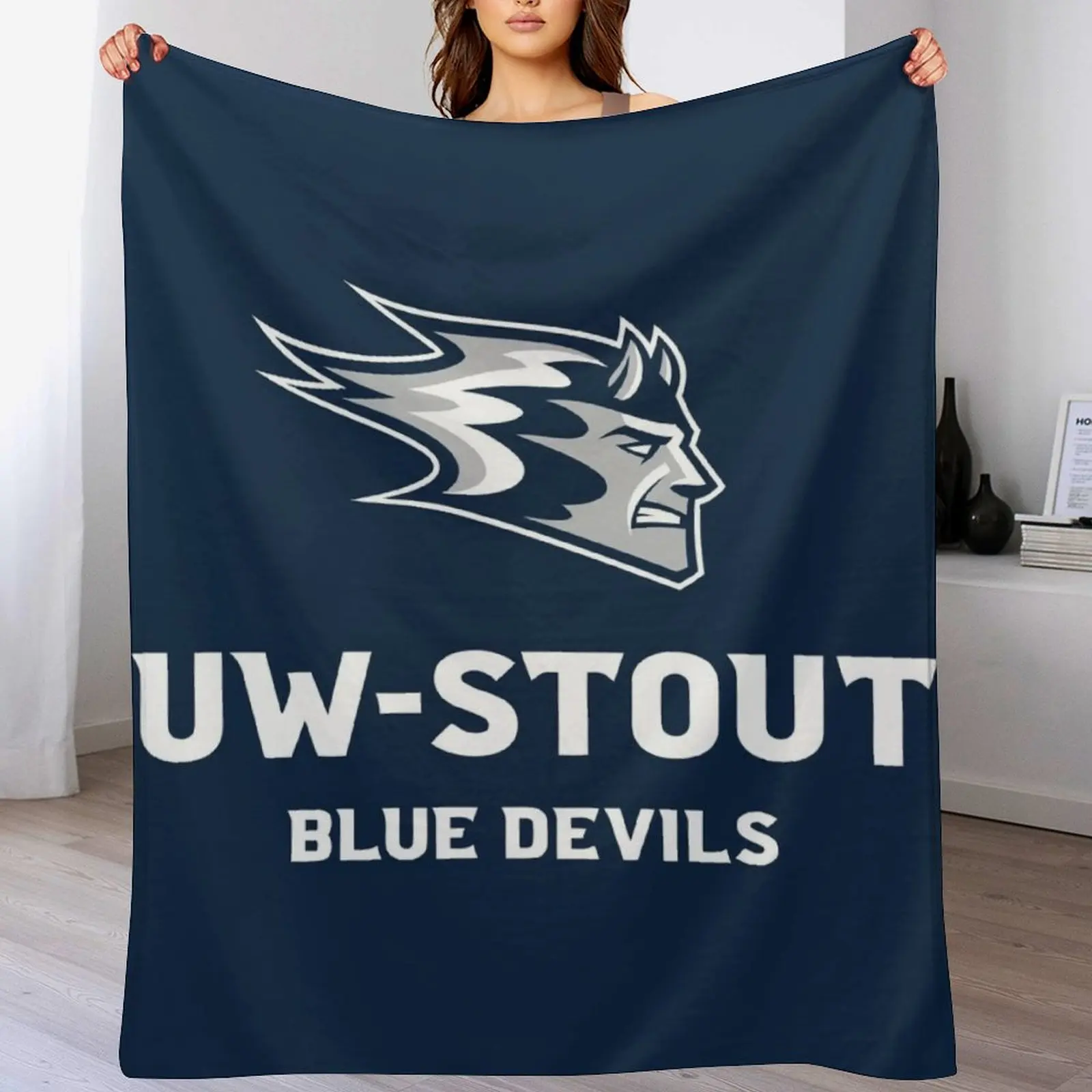 University of Wisconsina??Stout Throw Blanket Fashion Sofas for sofa for babies Decoratives Blankets