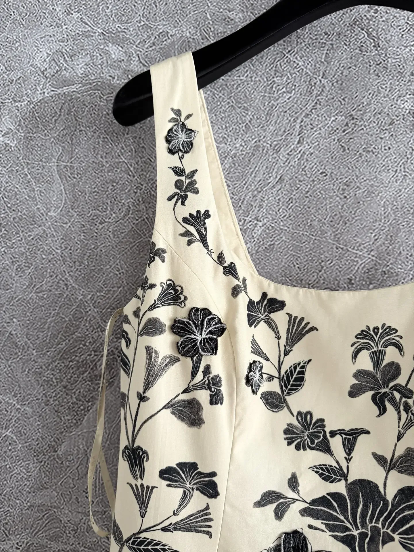 女性コットンタンクドレスポジションフラワープリント 3D 花刺繍スクエアカラーハイウエストホリデーミニドレス