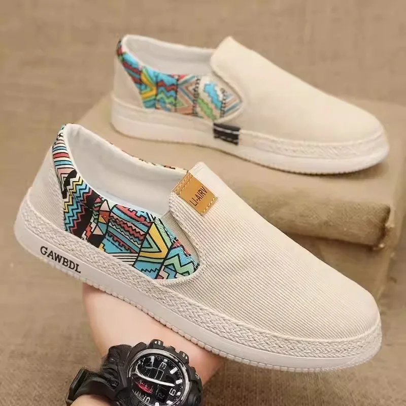 

Men's Slip-On Canvas Shoes Low-Top Casual Comfortable Breathable Spring Leisure Fashionable All-Match Flat Board Shoes