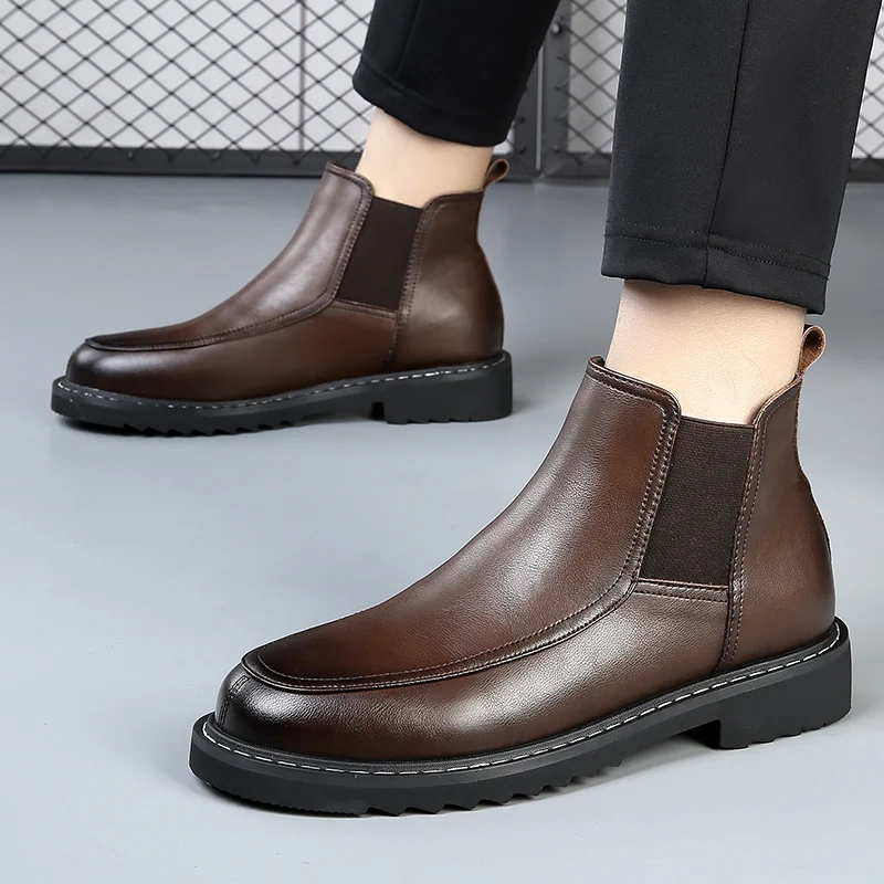 New men's Chelsea boots Fashionable minimalist British style Outdoor leisure business party Daily office dress Brown shoes