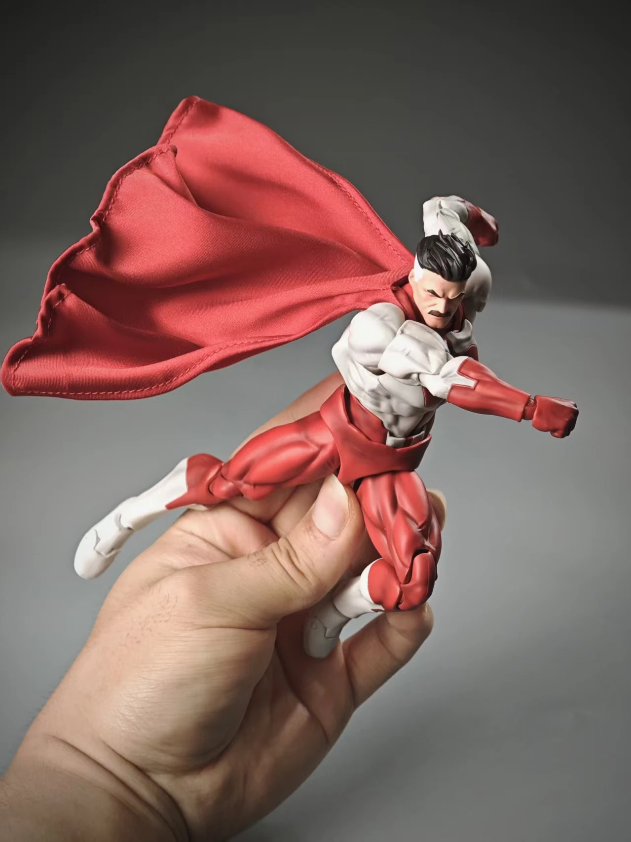 ZOOMRIG Studio ZR-001 Omni-Man Anime Action Figures Invincible
