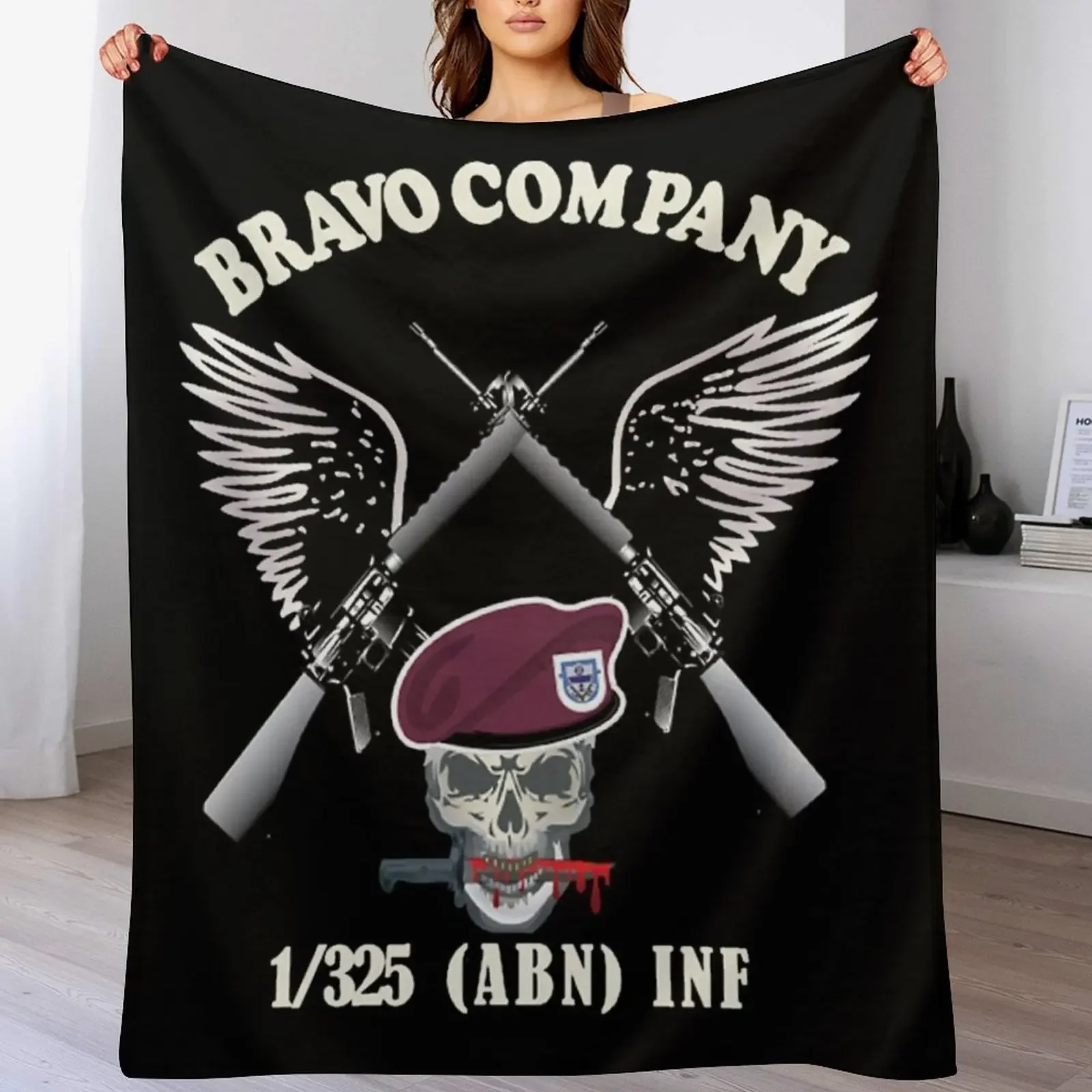 Bravo Company - 1st Bn, 325th Airborne Infantry Throw Blanket, одеяла и пледы, идеи подарков на день Святого Валентина, одеяла