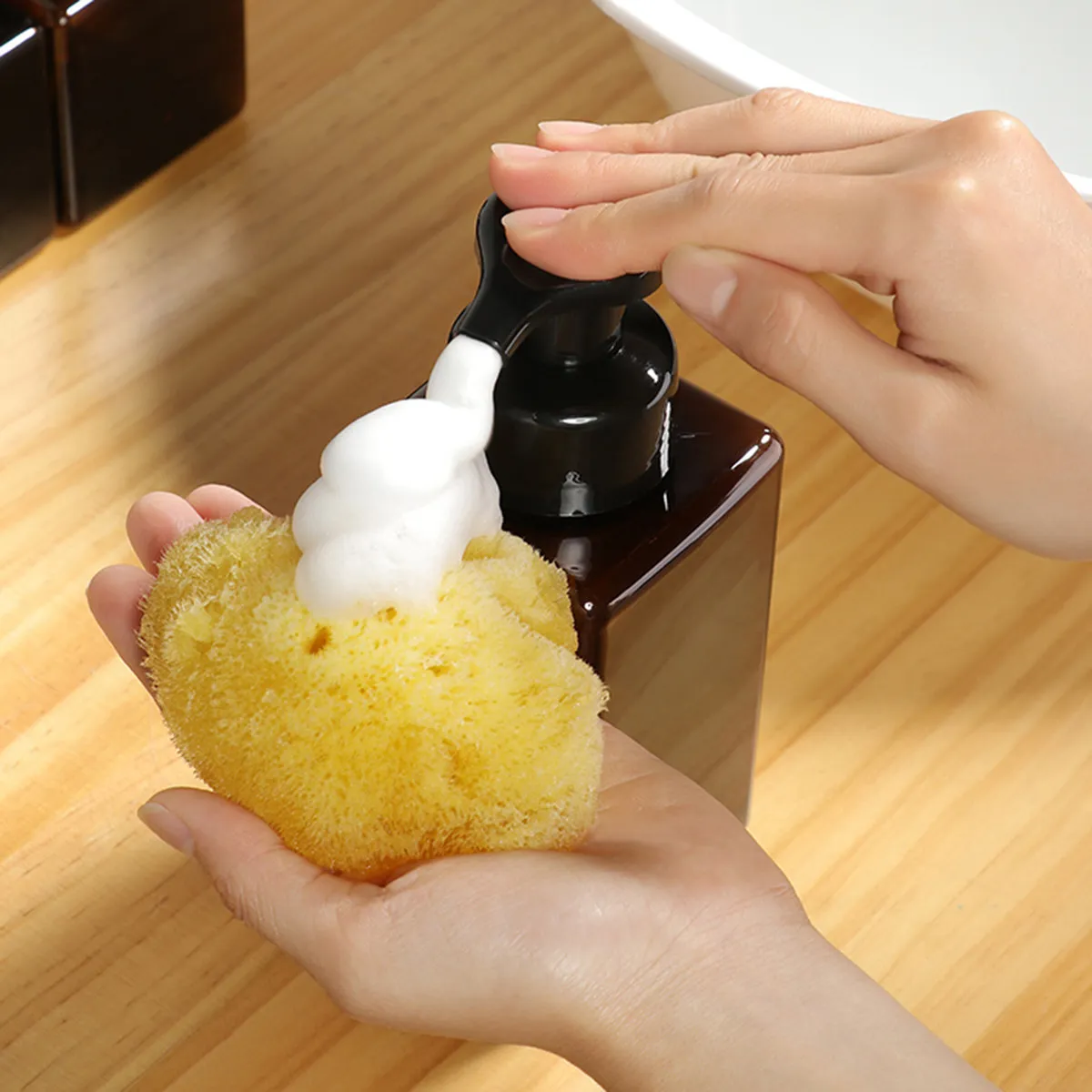2Pcs Cleanser Foam Bottles Portable Bubbler Reusable Travel Pump Dispenser for Facial Shampoo Shower Gel Hand Wash Dish Soap