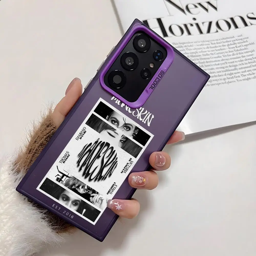 マネスキン D-ダミアーノ デビッド スマホケース サムスン ギャラクシー S25 エッジ S24 S23 S22 S21 S20 ウルトラ用 シリコン シルバー カバー