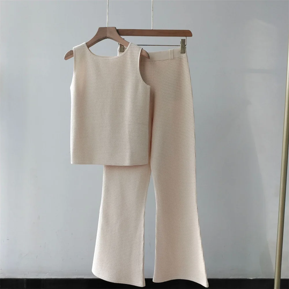 

Women's Two-Piece Set 100% Cotton Hollow-Out Sleeveless Simple Vest Top Paired with Elastic Waist Casual Trousers Suit
