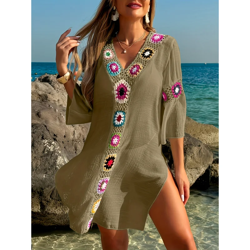 

Women's beach vacation styleVHand-crocheted patchwork design, light and elegant, casual and fashionable, sheer wrap dress
