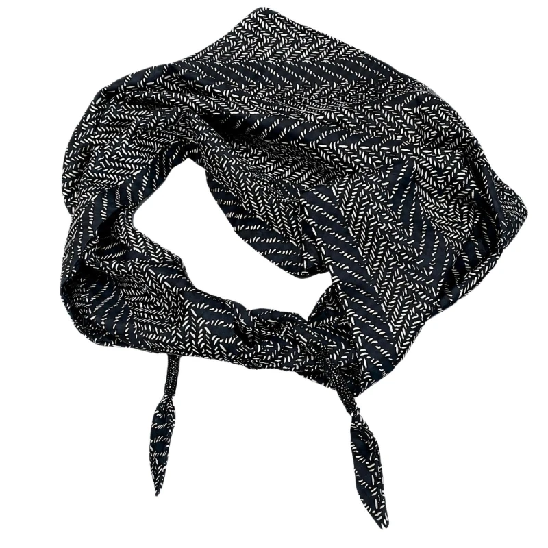 Triangular Scarf Belt Sash with Black and White Geometric Stripe Pattern, Direct-Knot Closure, Waistband Girdle for Y08E