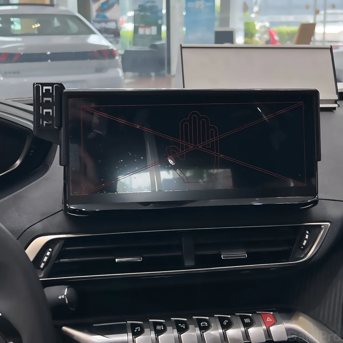 Für Peugeot 3008 5008 2021-2023 Auto-Handyhalterung Bildschirm-Fixierclip Kabelloses Ladegerät Maßgeschneiderte Handy-Bildschirmhalterung Zubehör – Detail 3