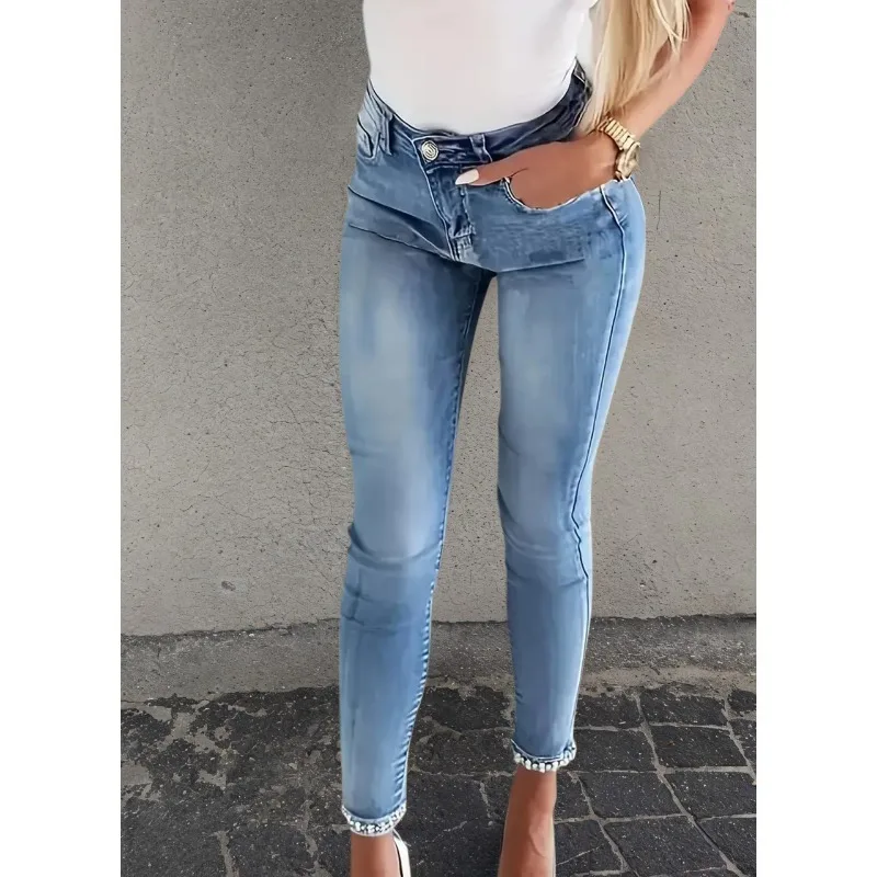 

Tight Acubi Elastic Low Rise Jeans for Woman European and American Workwear Pant Jeans Women Pants Casual Style Hosen Slim Jorts