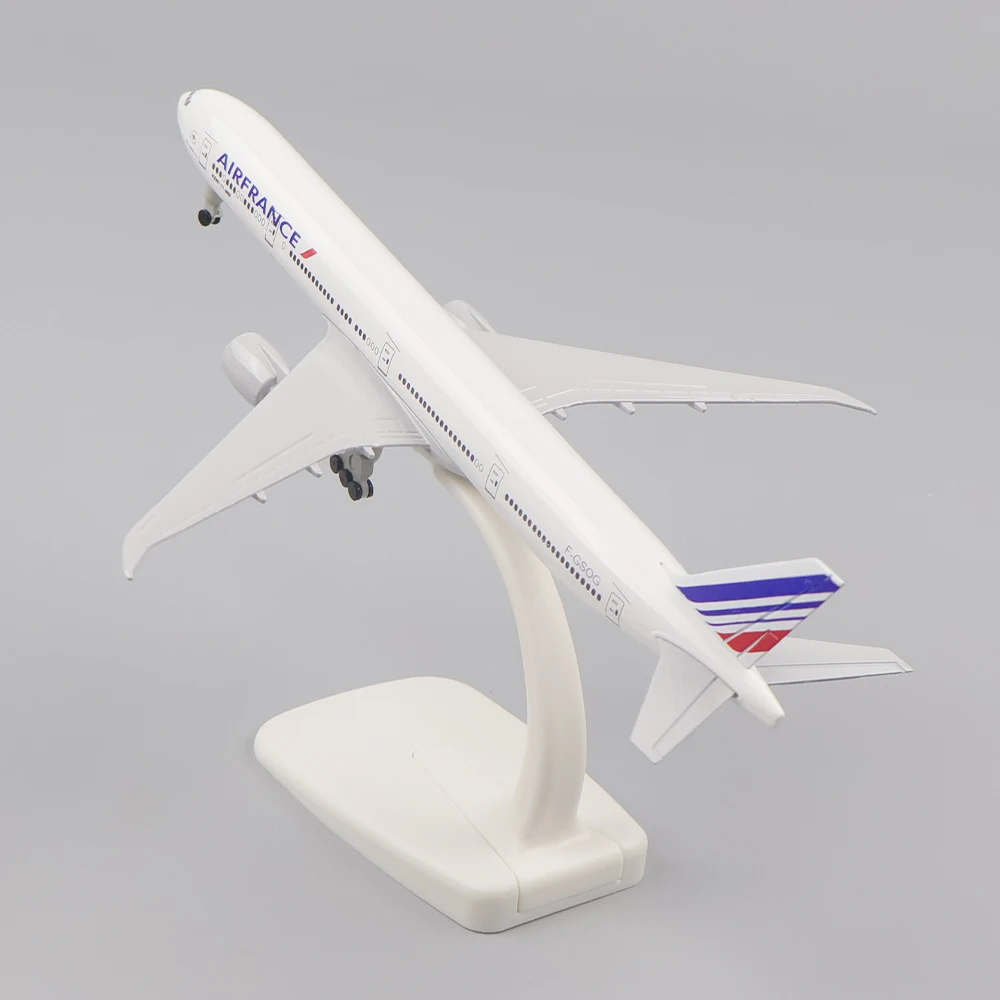 ガン付きメタルレプリカ飛行機,合金材料,航空ギフト,エアフランス,777, 20cm, 1:400, 777