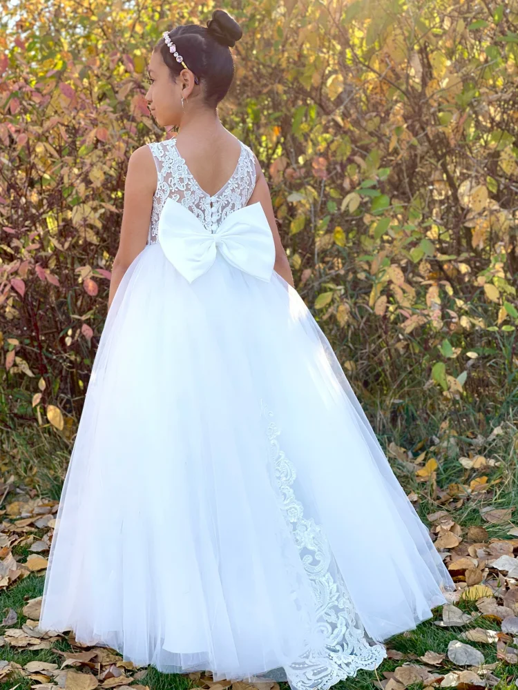 White Flower Girl Dresses Tulle Appliques With Bow Sleeveless For Wedding Birthday Party First Communion Gowns